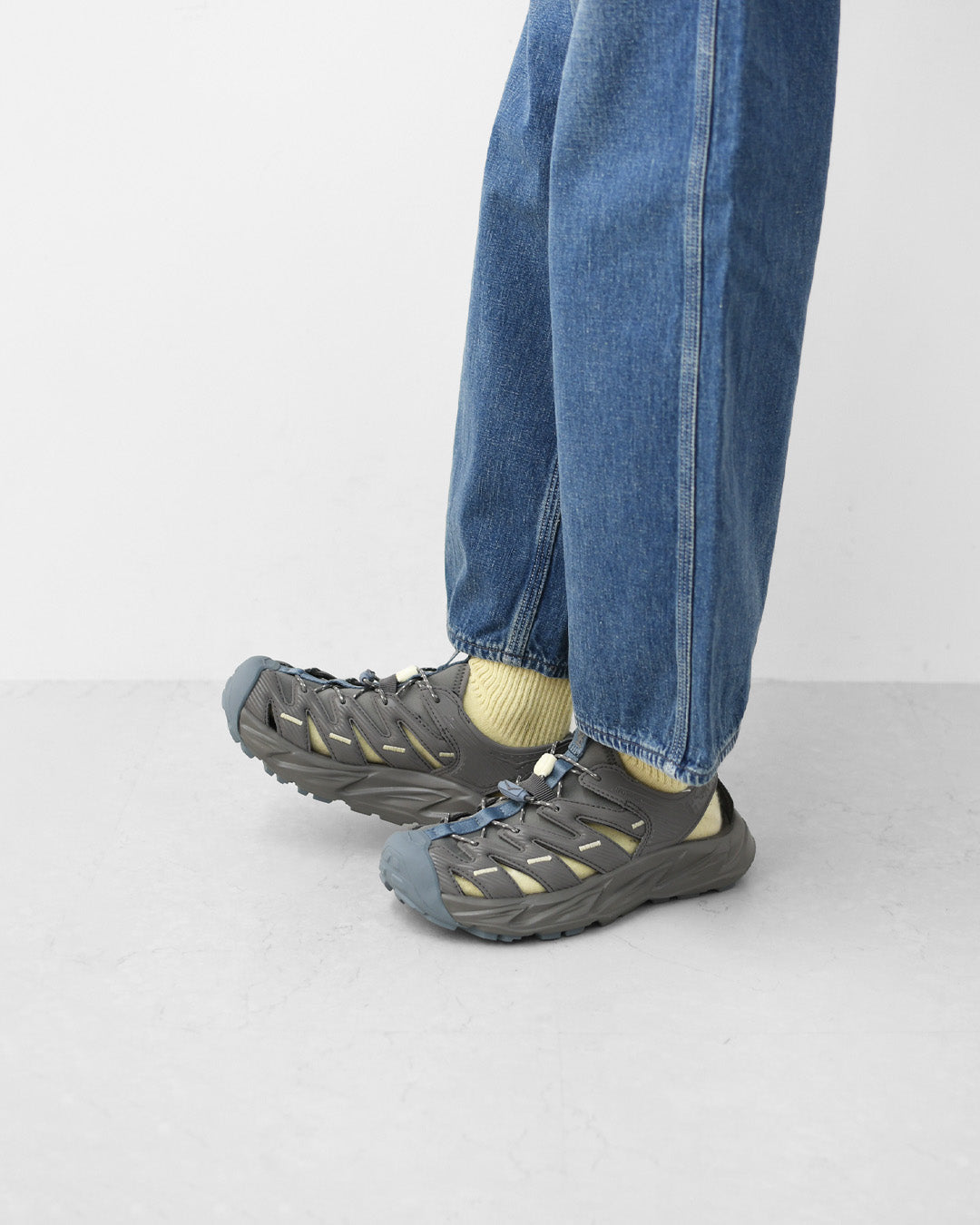 HOKA ONE ONE [ホカオネオネ] U HOPARA GVLS [1123112-gvls] ホパラ(ユニセックス)・サンダル・スポーツサンダル・マウンテンサンダル・アウトドア・軽量・MEN'S / LADY'S [2026SS]