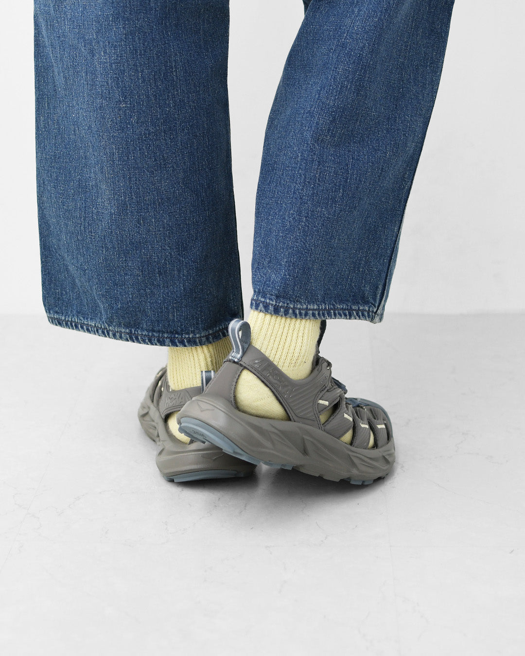 HOKA ONE ONE [ホカオネオネ] U HOPARA GVLS [1123112-gvls] ホパラ(ユニセックス)・サンダル・スポーツサンダル・マウンテンサンダル・アウトドア・軽量・MEN'S / LADY'S [2026SS]