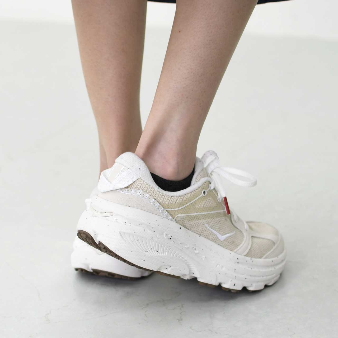 HOKA ONE ONE [ホカオネオネ] U BONDI VIBRANT BLOOM BONDI B3LS [1162131] ビブラントブルーム ボンダイ B3LS [2025SS]