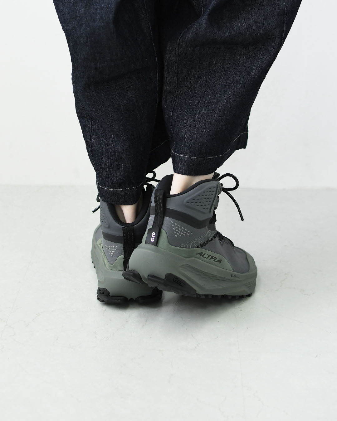 ALTRA [アルトラ] OLYMPUS 7 MID GTX W [AL0A85TJ] オリンパス 7 ミッド GTX・防水性・撥水性・透湿性・クロスカントリー・ロードランニング・トレイルラン・ハイキング・ファストパッキング・トレイルレーシングシューズ・LADY'S [2026AW]