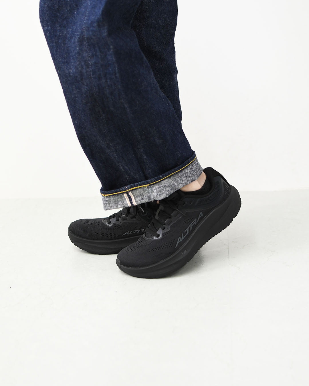 ALTRA [アルトラ] TORIN 9 W [AL0A85UH] トーリン 9・ランニング・マラソン・ロードランニング・軽量スニーカー・LADY'S [2026AW]