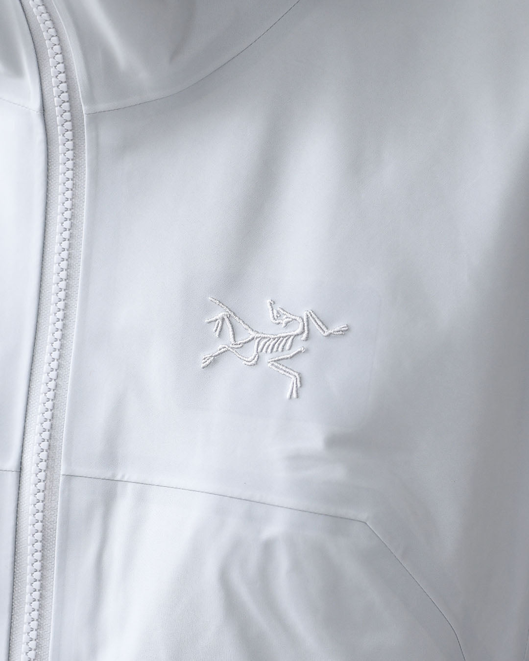 ARC'TERYX [アークテリクス正規代理店] Beta Jacket W [X000010514] ベータ ジャケット ウィメンズ・ゴアテックス・フードジャケット・マウンテンシェル・防水・防風性・透湿性・LADY'S [2025AW]