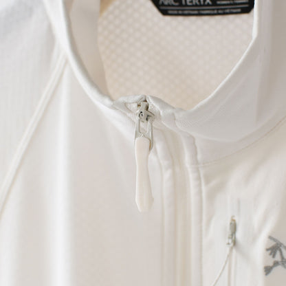 ARC'TERYX [アークテリクス正規代理店] Delta Jacket W [X000010560] デルタ ジャケット ウィメンズ・フリースジャケット・ミッドレイヤー・クライミング・キャンプ・LADY'S [2025AW]