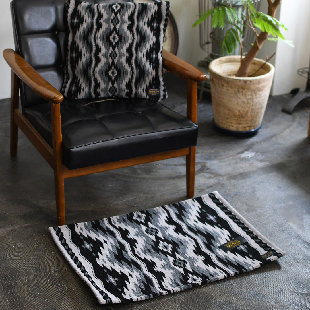 PENDLETON [ペンドルトン] Kitchen Small Mat [19804259] キッチンスモールマット・キッチンマット・ラグマット・ペンドルトンパターン・玄関マット・スモール・小さめサイズ・インテリア・ラグ・MEN'S / LADY'S [2026AW]