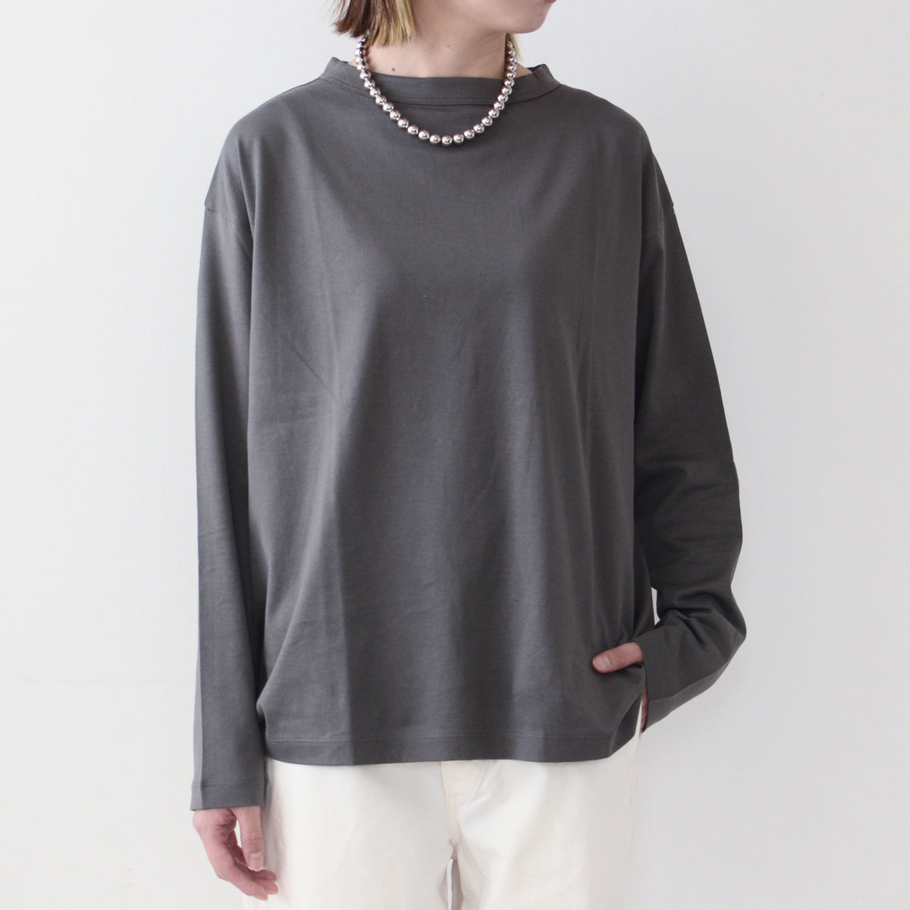 Handvaerk [ハンドバーク] W 60/2 BOTTLE NECK L/S T-SHIRT [6116] 60/2 ボトルネックロングスーブTシャツ [2024AW]