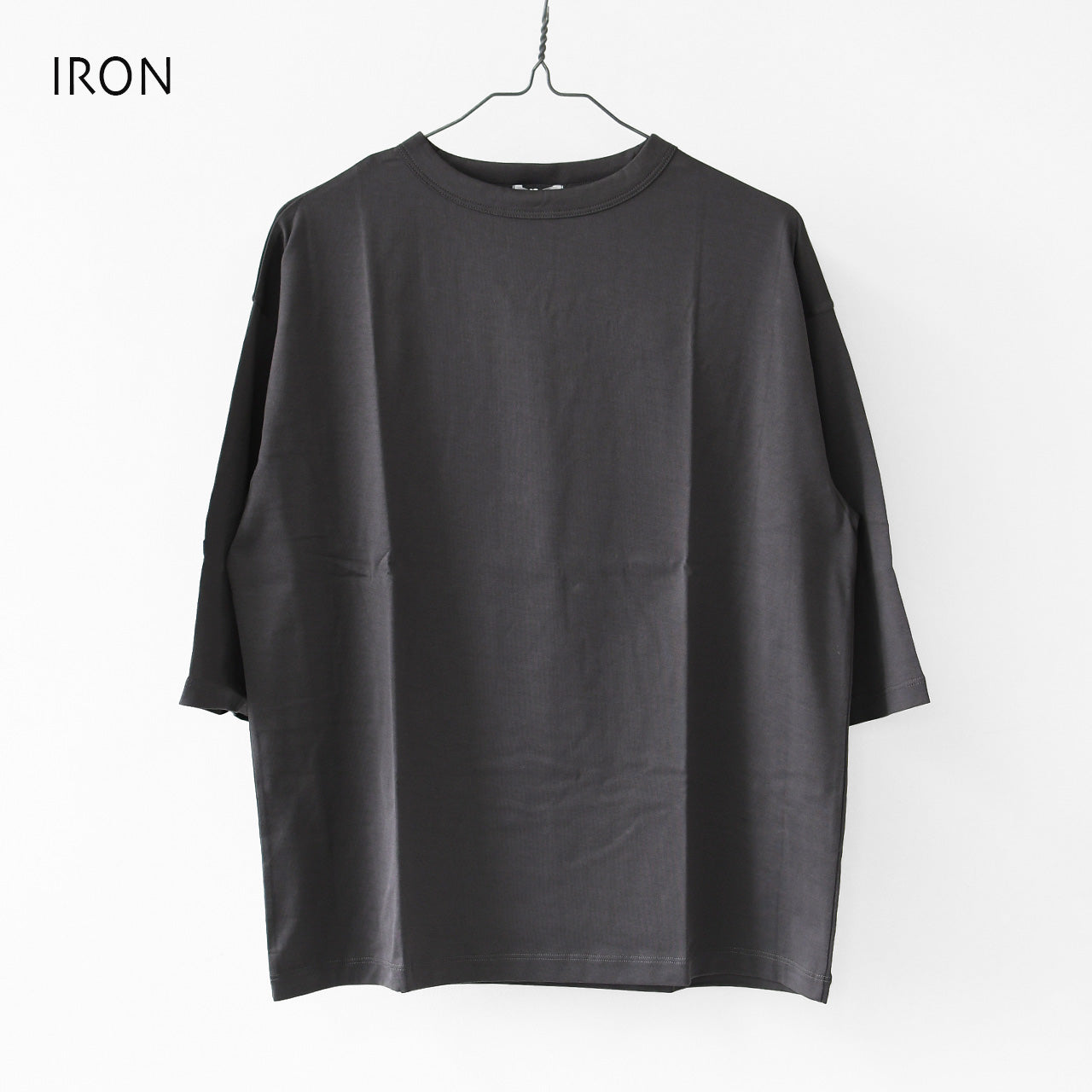 Handvaerk [ハンドバーク] W 60/2 BOTTLE NECK 3/4 SLEEVE T-SHIRT SOLID [6207] 60/2 ボトルネックTシャツ SOLID [2026SS]