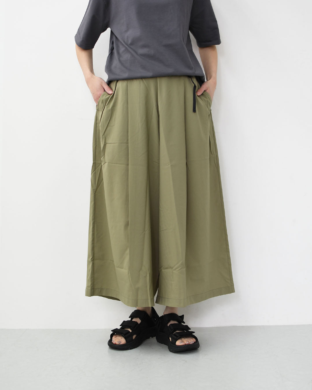 NANGA [ナンガ]EXCURSION WIDE PANTS W [N2501-1D409B]エクスカーション ワイドパンツ　ウィメンズ・ワイドパンツ・UVカット・吸収速乾性・ワイドシルエット・LADY’S [2026SS]