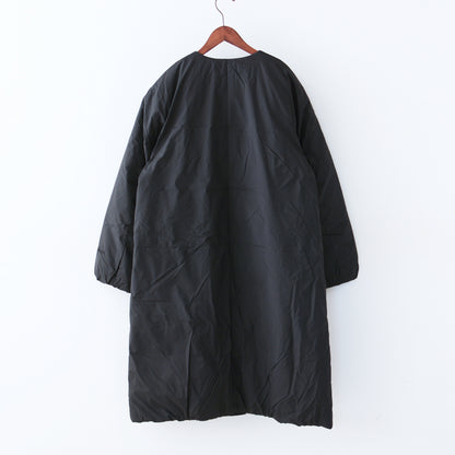 NANGA [ナンガ] NO COLLAR DOWN COAT [ND2442-1C600] ノーカラーダウンコート (ウィメンズ)・ダウンコート・ノーカラー・シンプル・ロング丈・アウター・LADY'S [2025AW]