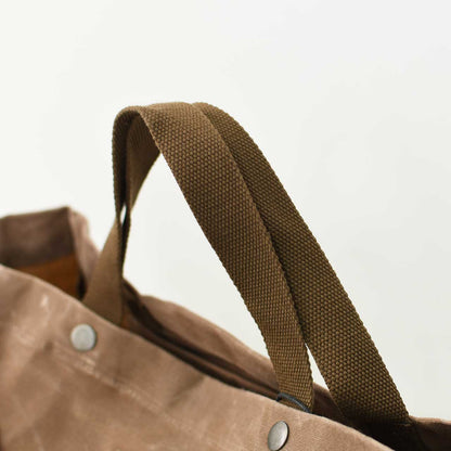 Barebones Living [ベアボーンズリビング] ニーラムオーバーサイズトート [20236003] トートバッグ・マーケットトート・キャンバストート・ワックス加工・丈夫・カーキャンプ・キャンプ・アウトドア・MEN'S / LADY'S [2025AW]