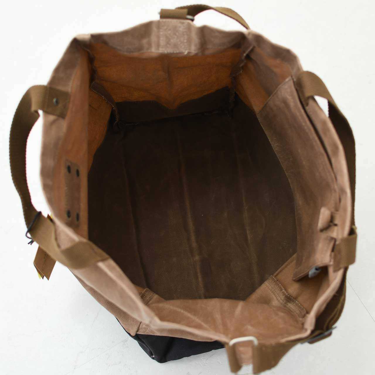 Barebones Living [ベアボーンズリビング] ニーラムオーバーサイズトート [20236003] トートバッグ・マーケットトート・キャンバストート・ワックス加工・丈夫・カーキャンプ・キャンプ・アウトドア・MEN'S / LADY'S [2025AW]