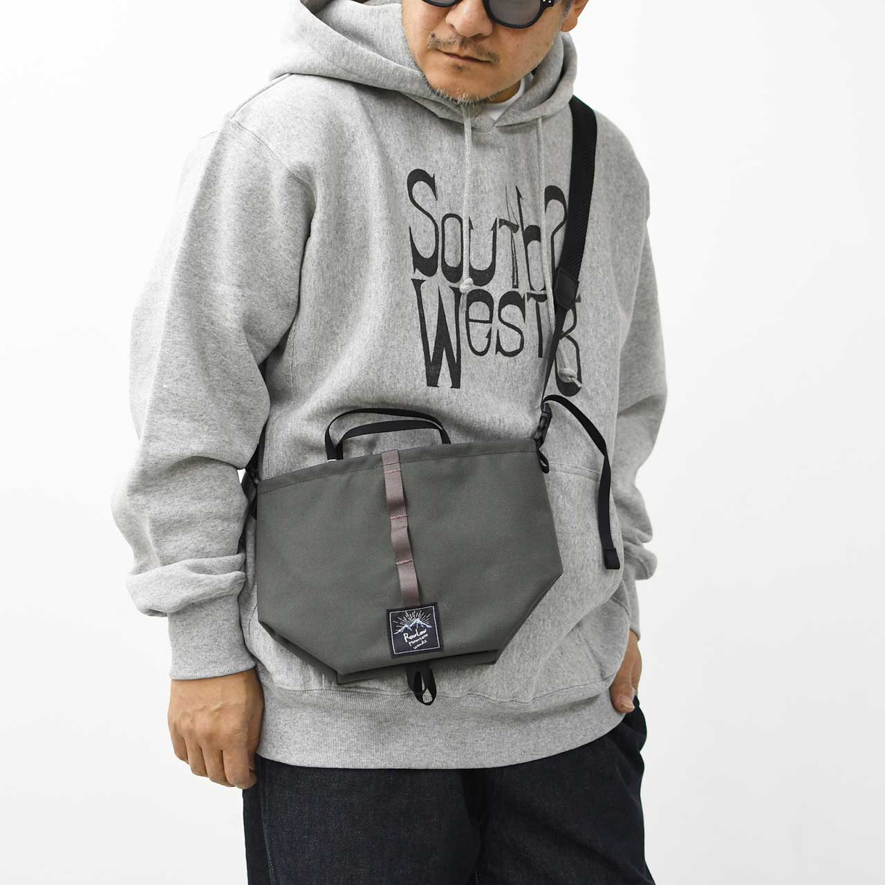 Rawlow mountain works [ロウロウ マウンテン ワークス] Tabitibi Tote [tabitibi] ミニポーチ・ミニショルダー・サコッシュ・ポシェット・収納ケース・コンパクト・ストレージサック・軽量・小物入れ・MEN'S/ LADY'S [2025AW]