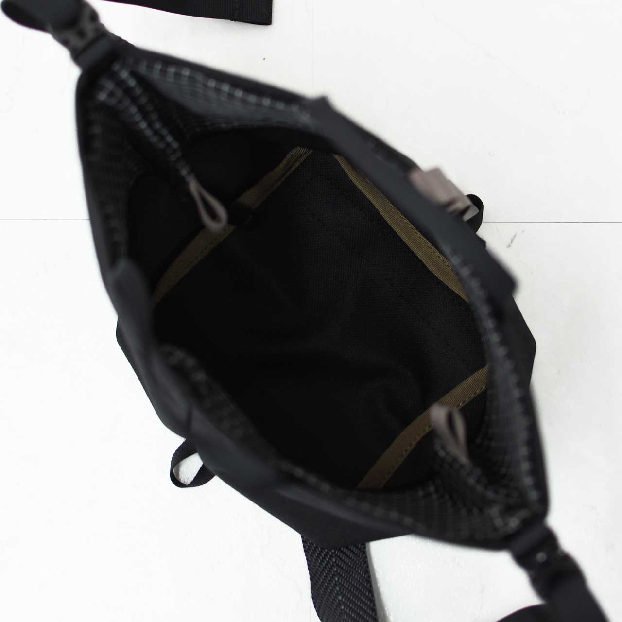 Rawlow mountain works [ロウロウ マウンテン ワークス] Tabitibi Tote [tabitibi] ミニポーチ・ミニショルダー・サコッシュ・ポシェット・収納ケース・コンパクト・ストレージサック・軽量・小物入れ・MEN'S/ LADY'S [2025AW]