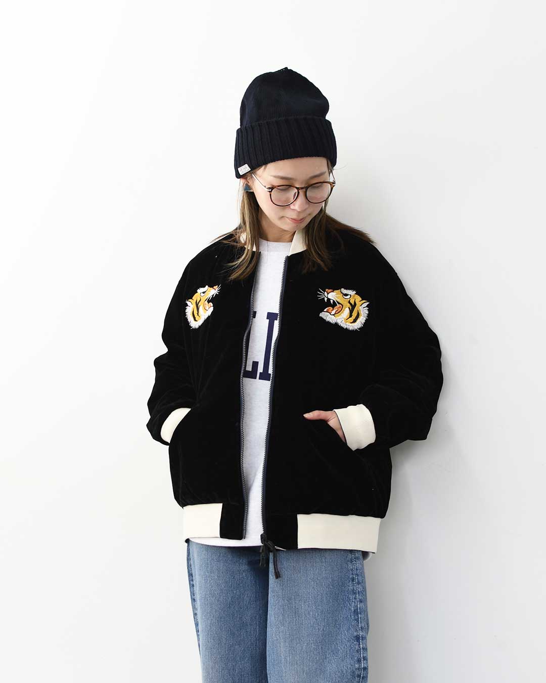 TAION[タイオン] REVERSIBLE -SKAJAN- DOWN JACKET [JK04JS] ジャパンスペシャル リバーシブル スカジャン ダウンジャケット・刺繍・虎・タイガー・ベロア素材・ナイロンジャケット・ミリタリー・クルーネック・ユニセックス・MEN'S / LADY'S [2025AW]