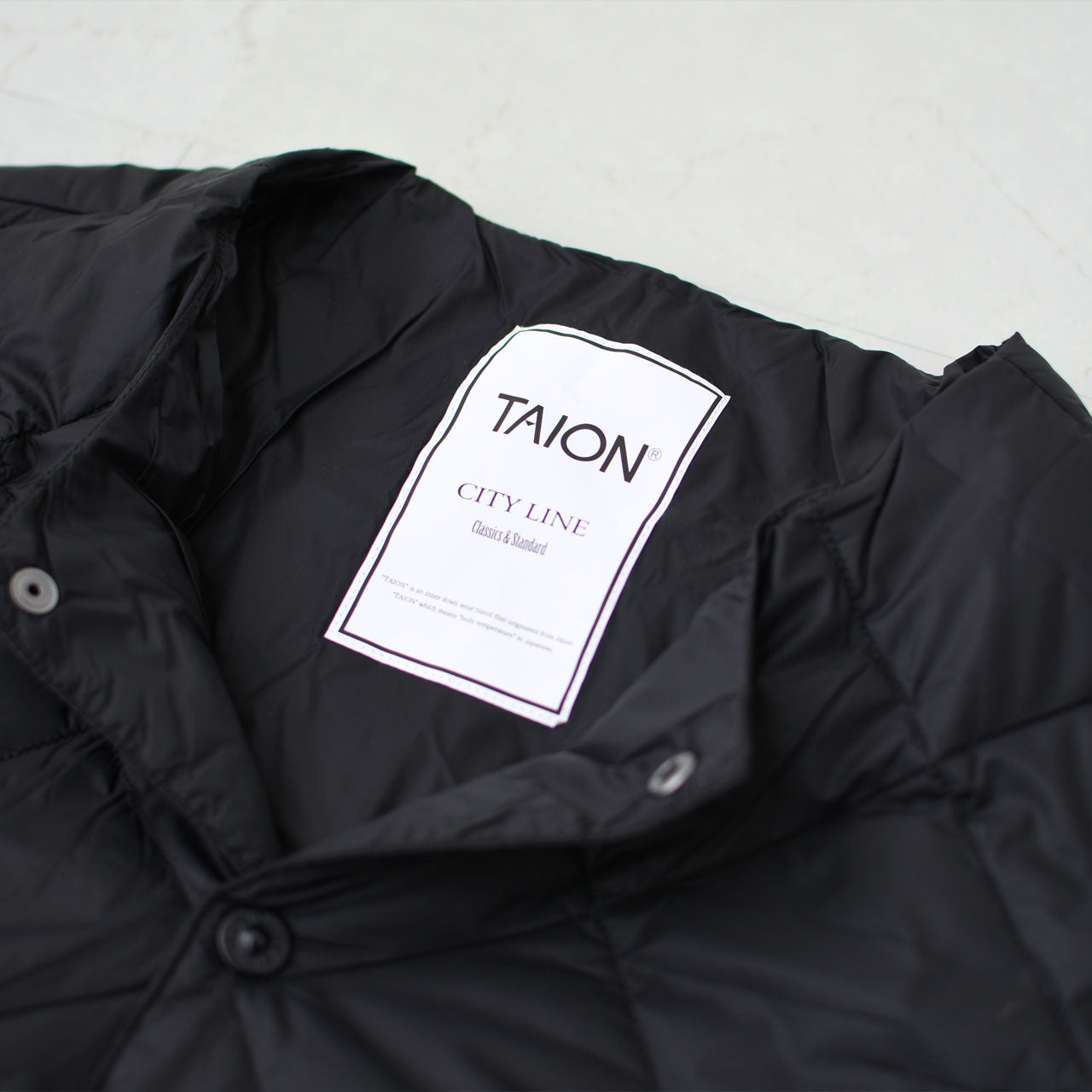 TAION[タイオン] CITY CREW NECK DOWN JACKET  [104BCI] シティクルーネックダウンジャケット[2024AW]