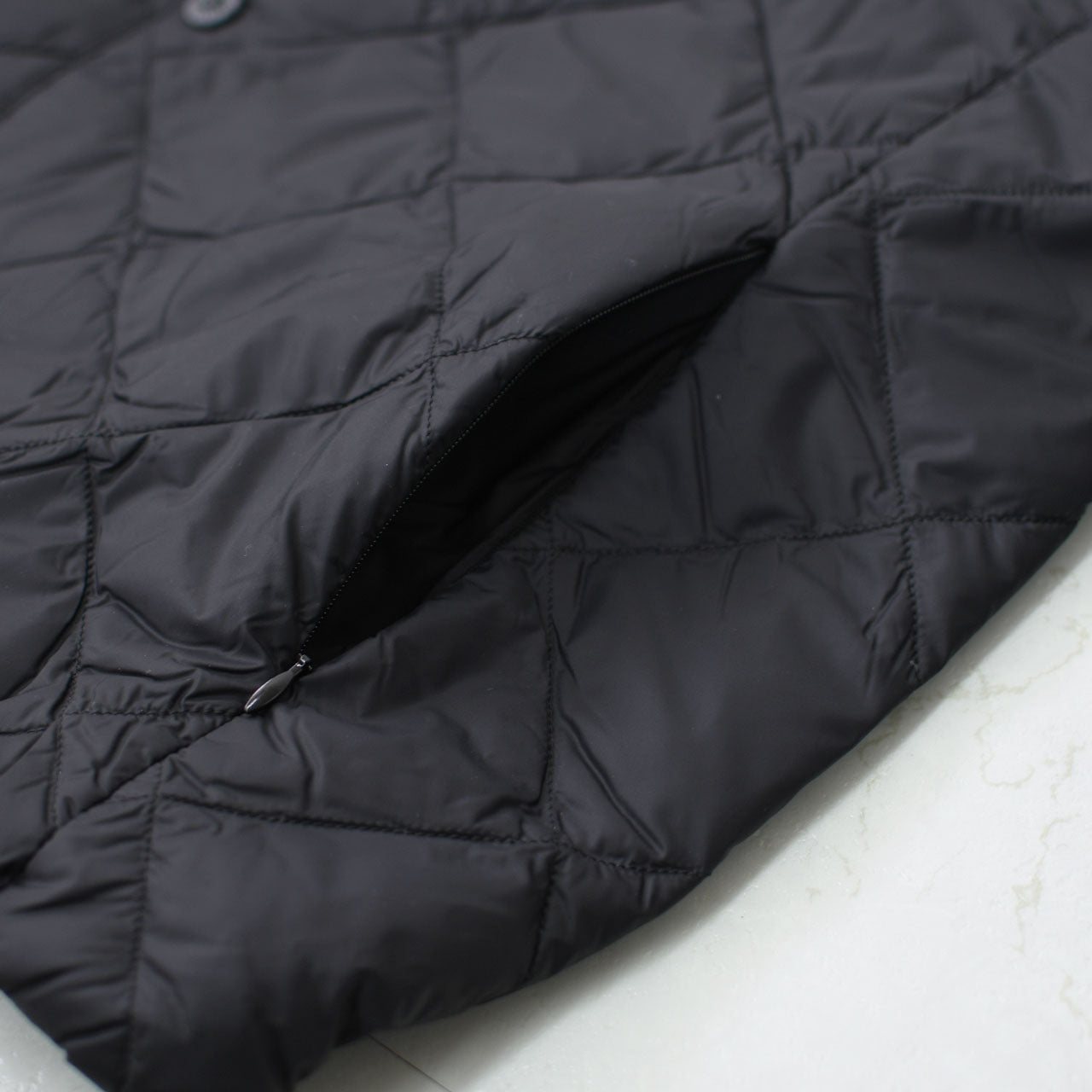 TAION[タイオン] CITY CREW NECK DOWN JACKET  [104BCI] シティクルーネックダウンジャケット[2024AW]