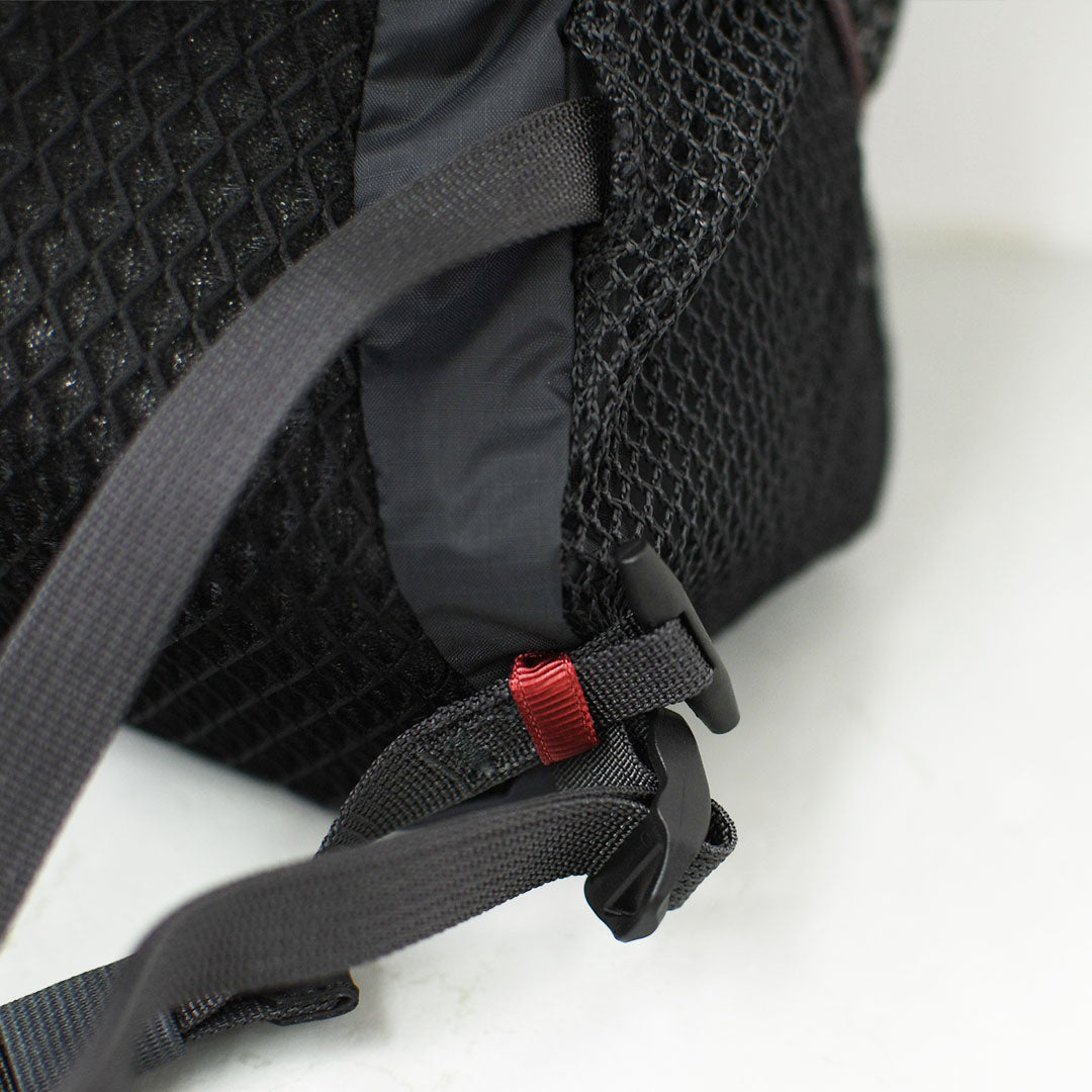 KLATTERMUSEN [クレッタルムーセン] Tjalve 2.0 Backpack 10L [10166] ティヤルベ 2.0 バックパック 10L ・バックパック・ファストハイク・トレイルランニング・軽量・MEN'S / LADY'S [2026AW]