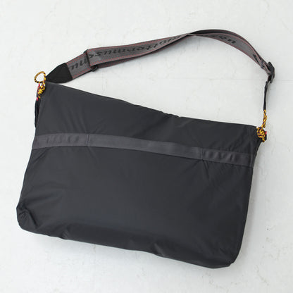KLATTERMUSEN [クレッタルムーセン] Grid Messenger Bag [10207] グリッド メッセンジャー バッグ・メッセンジャーバッグ・ライトウェイト・ショルダーバッグ・サコッシュ・MEN'S / LADY'S [2026SS]