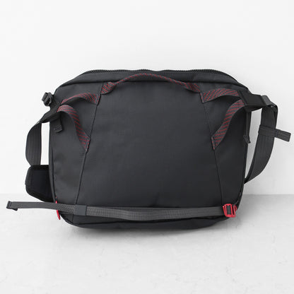 KLATTERMUSEN [クレッタルムーセン] Gaut Messenger Bag [40460U21] ガウト メッセンジャー バッグ・メッセンジャーバッグ・ショルダーバッグ・アウトドア・キャンプ・MEN'S / LADY'S [2026SS]