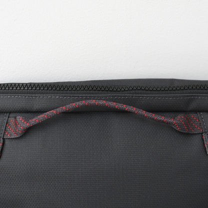 KLATTERMUSEN [クレッタルムーセン] Gaut Messenger Bag [40460U21] ガウト メッセンジャー バッグ・メッセンジャーバッグ・ショルダーバッグ・アウトドア・キャンプ・MEN'S / LADY'S [2026SS]