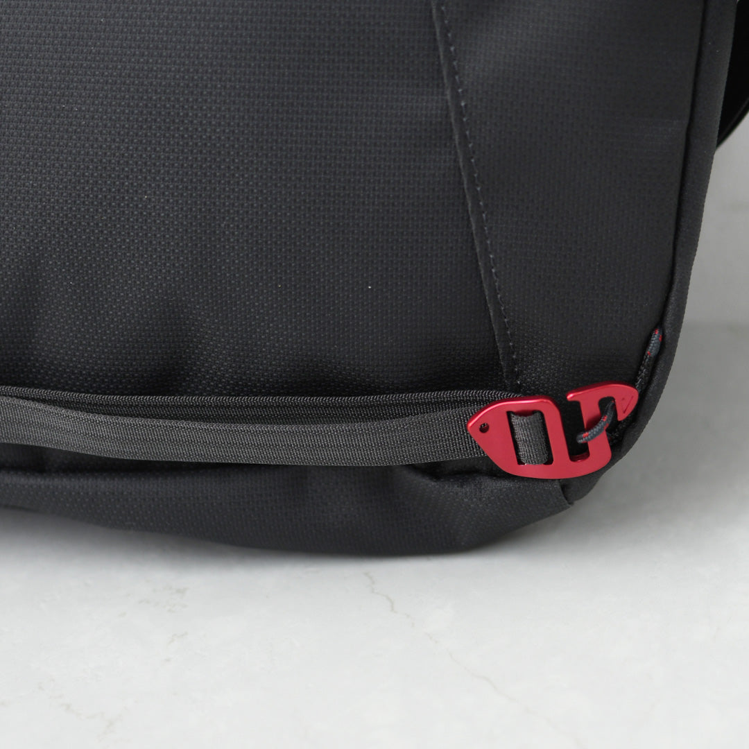 KLATTERMUSEN [クレッタルムーセン] Gaut Messenger Bag [40460U21] ガウト メッセンジャー バッグ・メッセンジャーバッグ・ショルダーバッグ・アウトドア・キャンプ・MEN'S / LADY'S [2026SS]