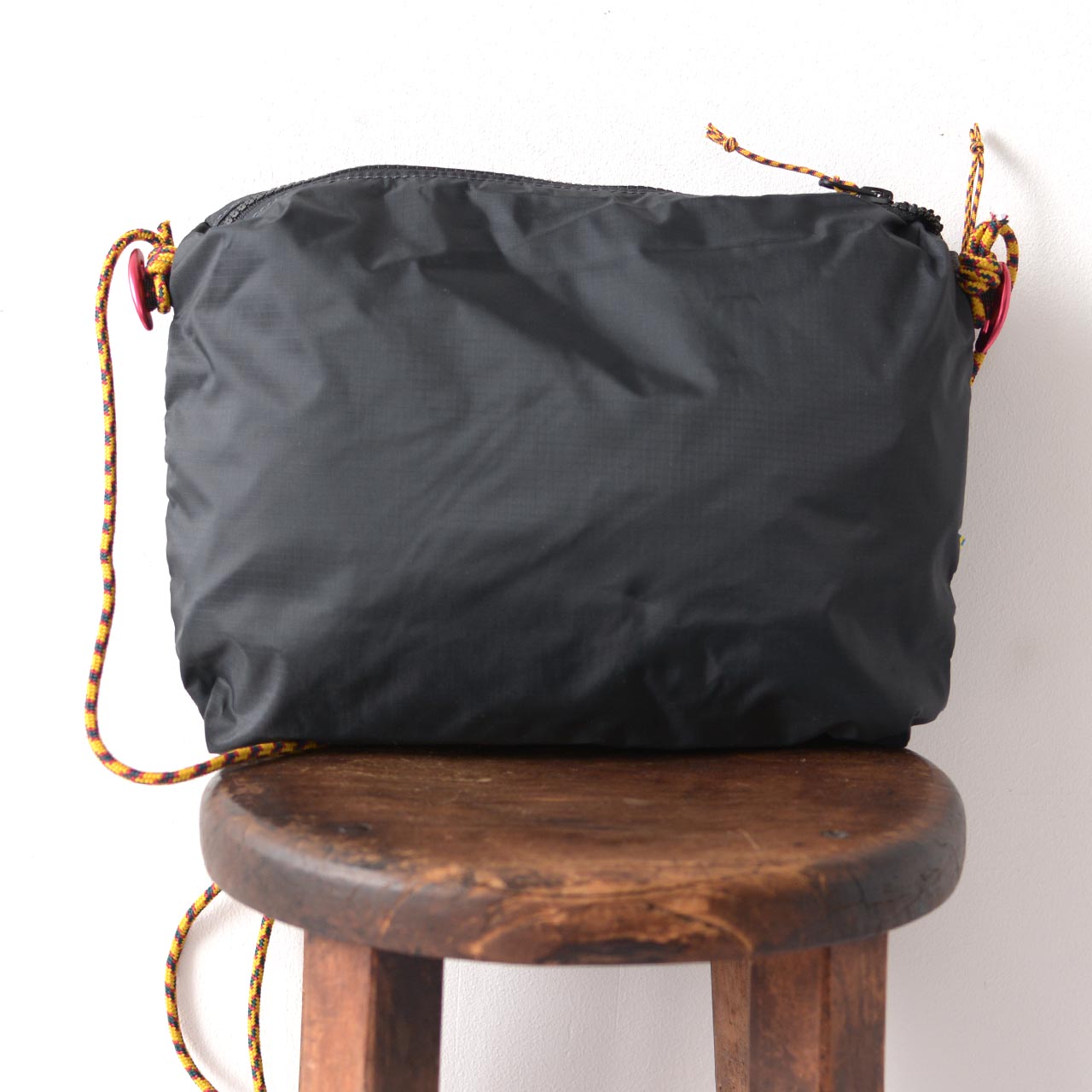 KLATTERMUSEN [クレッタルムーセン] Algir Accessory Bag Large [41425U01]  アルギア アクセサリバッグ L・サコッシュ・ワンショルダー・ポーチ・ポシェット・キャンプ・アウトドア・MEN'S/LADY'S［2025AW］