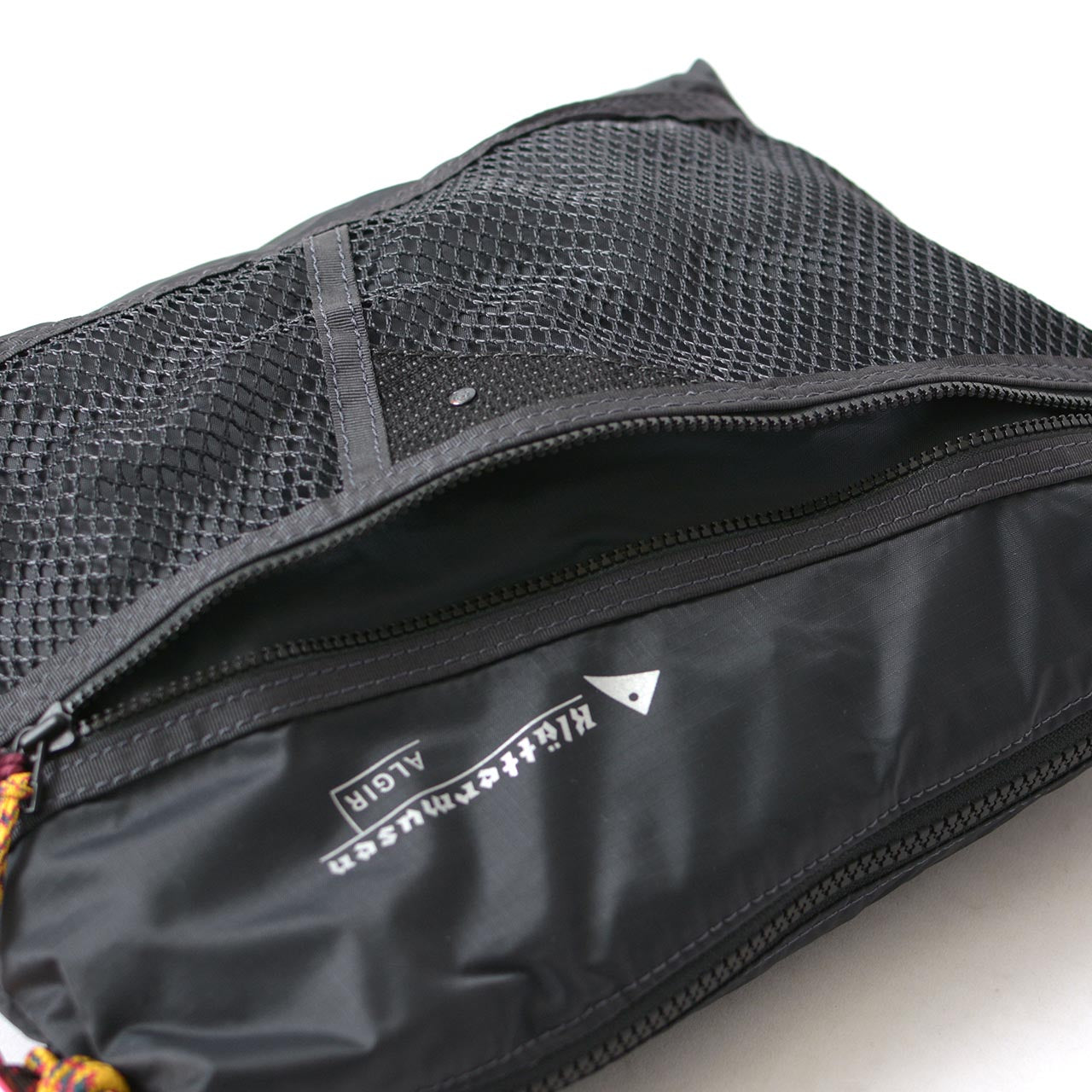 KLATTERMUSEN [クレッタルムーセン] Algir Accessory Bag Large [41425U01]  アルギア アクセサリバッグ L・サコッシュ・ワンショルダー・ポーチ・ポシェット・キャンプ・アウトドア・MEN'S/LADY'S［2025AW］