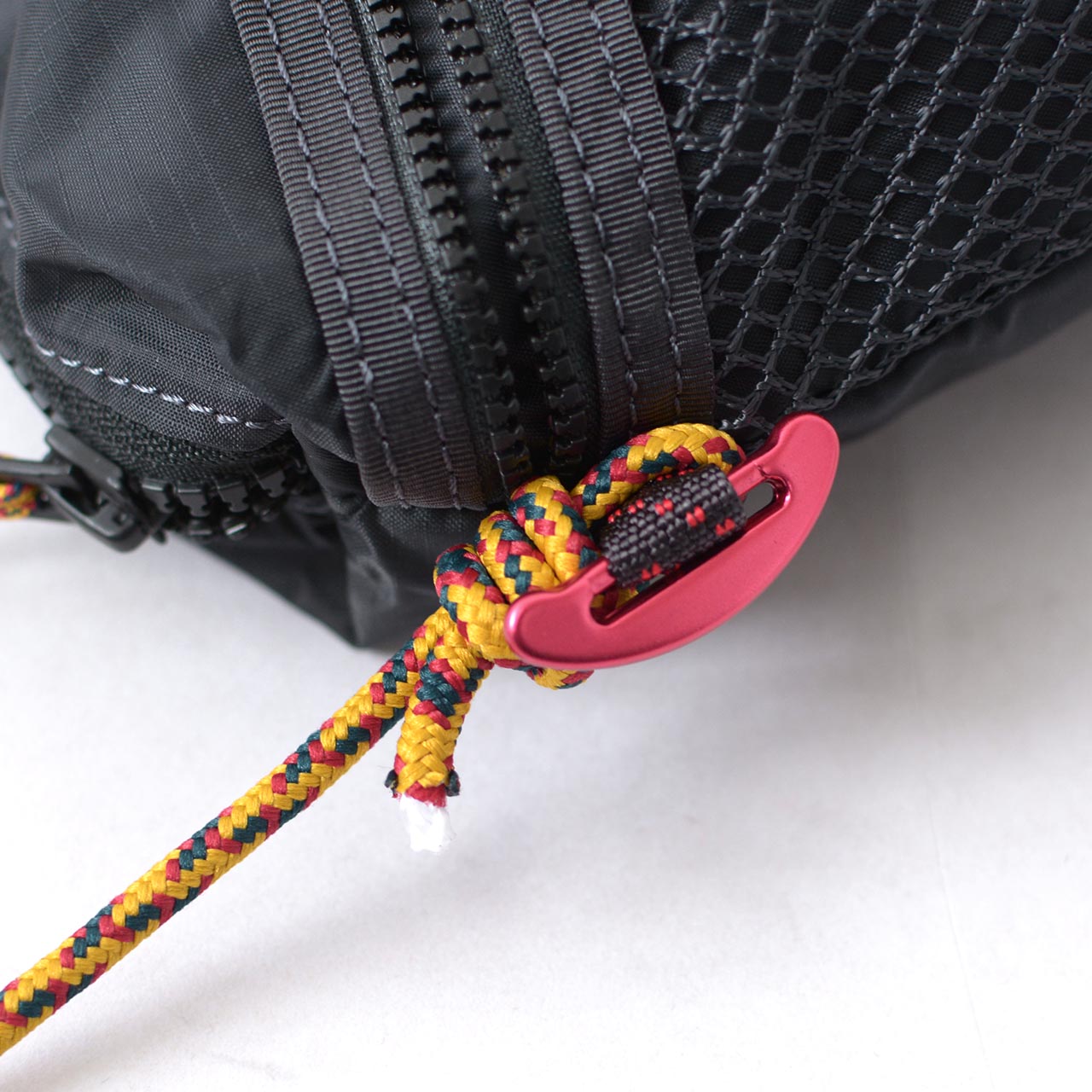 KLATTERMUSEN [クレッタルムーセン] Algir Accessory Bag Large [41425U01]  アルギア アクセサリバッグ L・サコッシュ・ワンショルダー・ポーチ・ポシェット・キャンプ・アウトドア・MEN'S/LADY'S［2025AW］