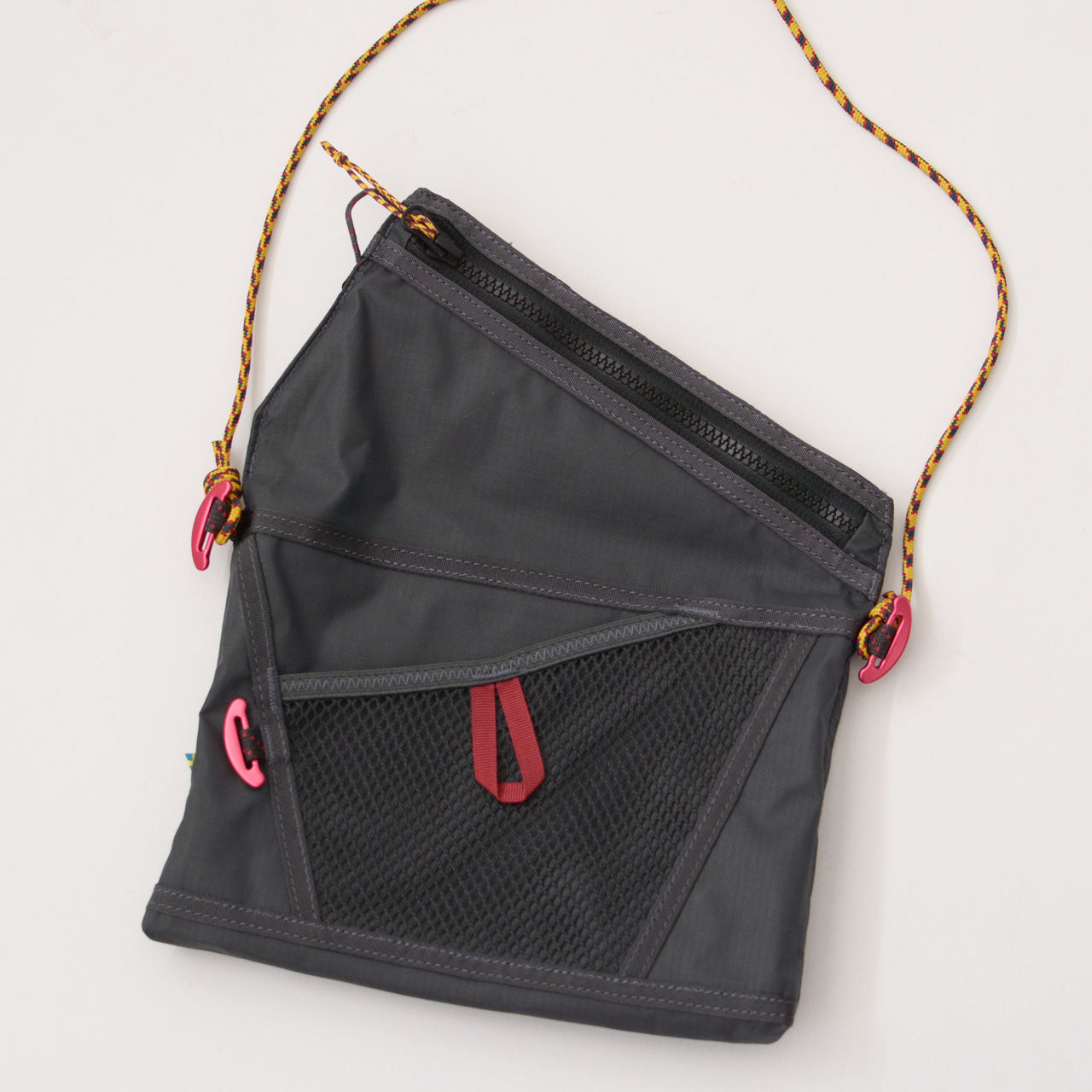 KLATTERMUSEN [クレッタルムーセン] Hrid WP Accessory Bag 1.5L [10559] フリッド ウォータープルーフ アクセサリバッグ 1.5L・サコッシュ・ワンショルダー・ポーチ・ポシェット・キャンプ・アウトドア・MEN'S / LADY'S [2025AW]