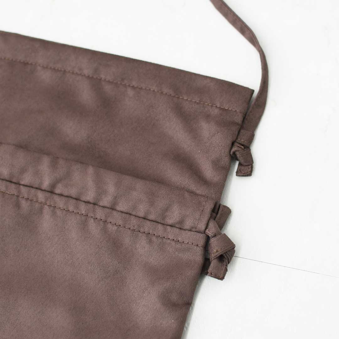KHA:KI [カーキ] SUEDE CONVERTIBLE BAG [MIL26SBG3048] スエードコンバーチブルバッグ・２WAY・スエード調・巾着・ポーチ・コンパクト・ショルダー・LADY'S [2026AW]