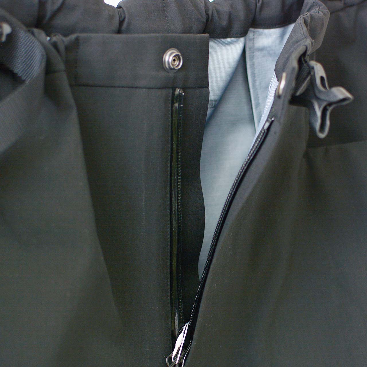 CMF OUTDOOR GARMENT [コムフィアウトドアガーメント] ACTIVITY SHORTS COEXIST [CMF2401-P02C] アクティビティショーツコイグジスト [2024SS]