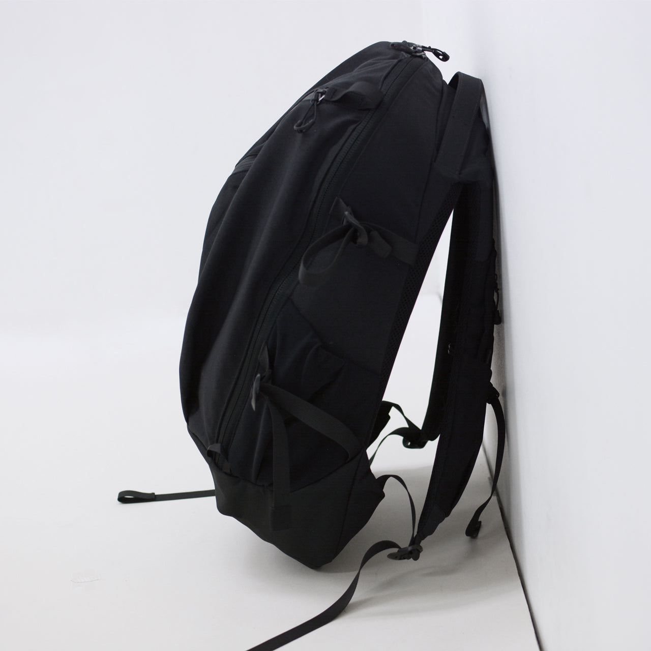 CMF OUTDOOR GARMENT [コムフィアウトドアガーメント] BACKPACKERZ 32 SMOOTH NYLON [CMF2402-AC23] バックパッカーズ32 スムースナイロン[2024AW]