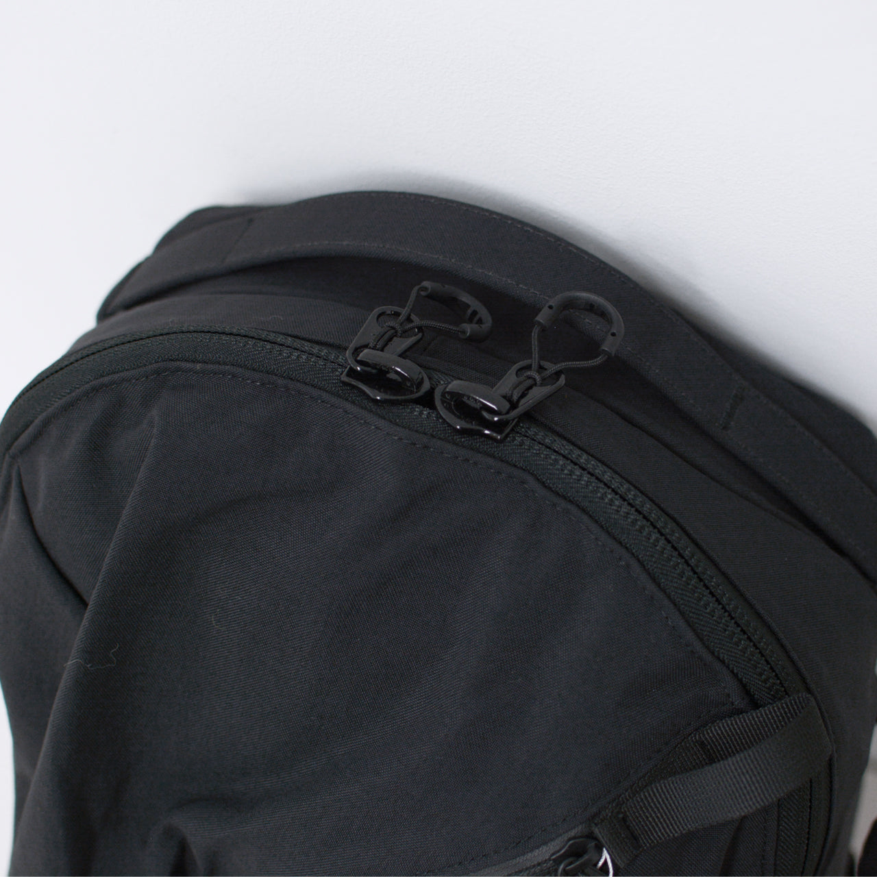 CMF OUTDOOR GARMENT [コムフィアウトドアガーメント] BACKPACKERZ 32 SMOOTH NYLON [CMF2402-AC23] バックパッカーズ32 スムースナイロン[2024AW]