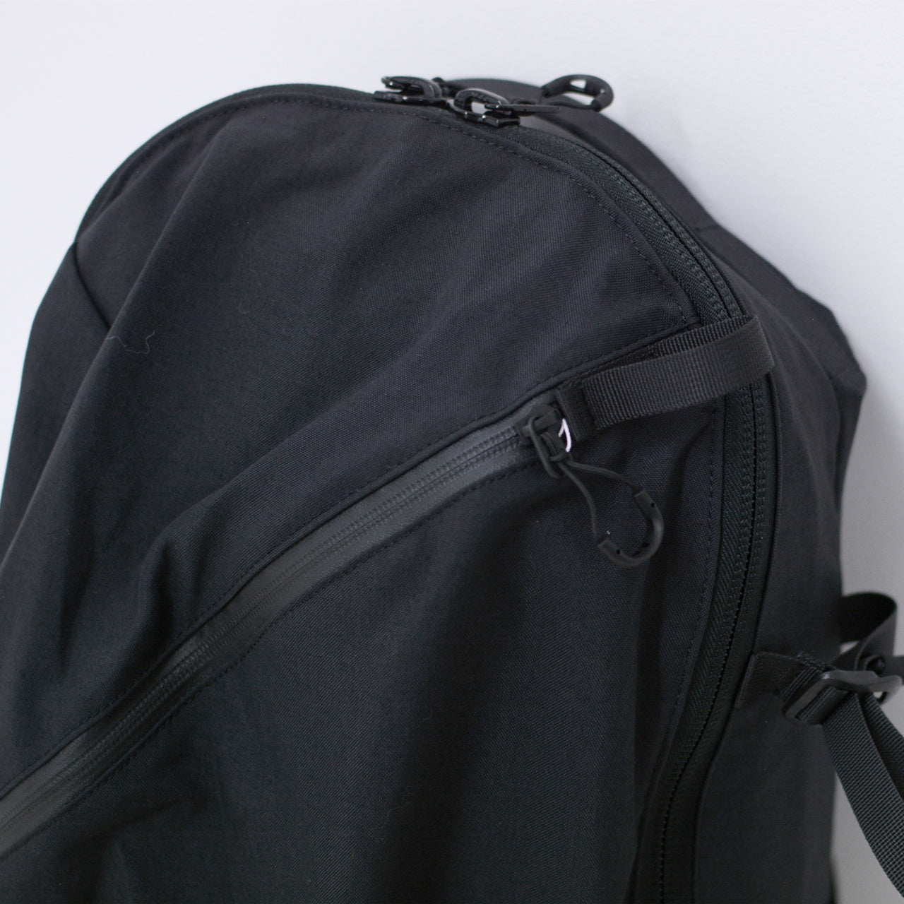 CMF OUTDOOR GARMENT [コムフィアウトドアガーメント] BACKPACKERZ 32 SMOOTH NYLON [CMF2402-AC23] バックパッカーズ32 スムースナイロン[2024AW]