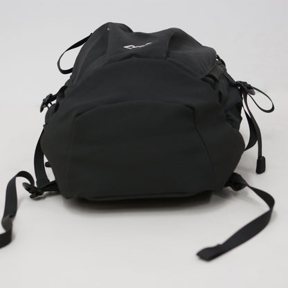 CMF OUTDOOR GARMENT [コムフィアウトドアガーメント] BACKPACKERZ 32 SMOOTH NYLON [CMF2402-AC23] バックパッカーズ32 スムースナイロン[2024AW]