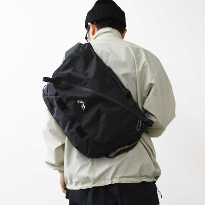 CMF OUTDOOR GARMENT [コムフィアウトドアガーメント] MESSENGER BAG X-PAC [CMF2501-AC23] メッセンジャーバッグX-PAC [2025SS]