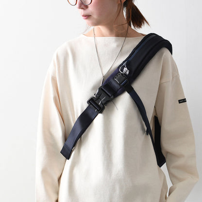 CMF OUTDOOR GARMENT [コムフィアウトドアガーメント] MESSENGER BAG SMOOTH NYLON [CMF2501-AC24] メッセンジャーバッグスムースナイロン [2025SS]