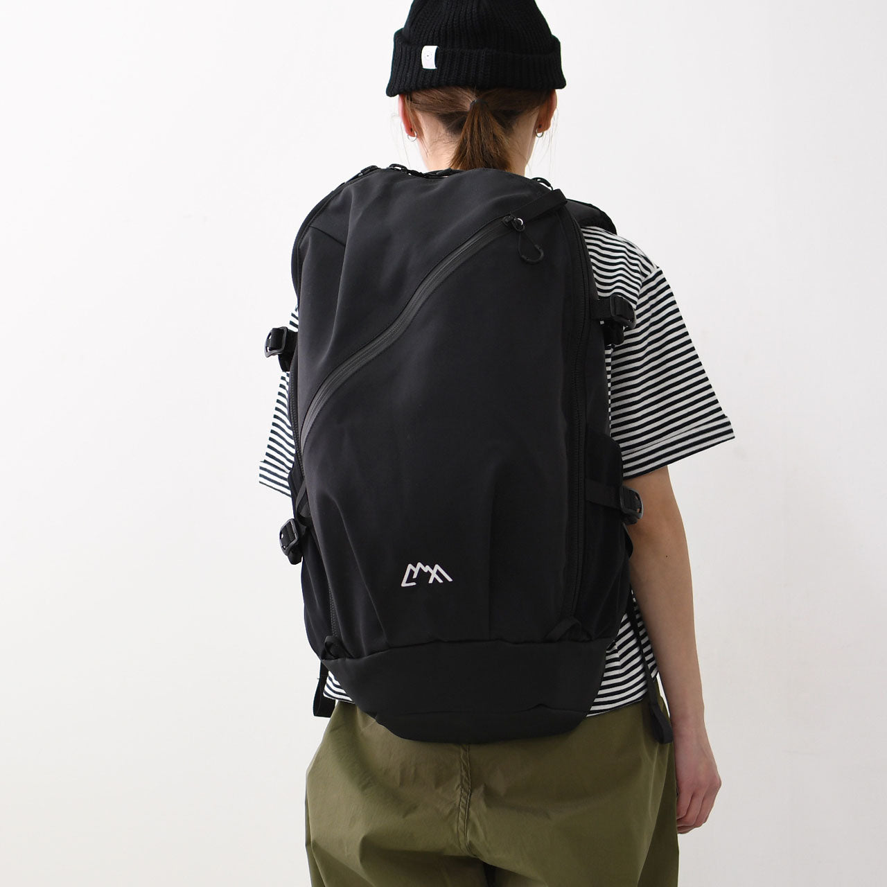 CMF OUTDOOR GARMENT [コムフィアウトドアガーメント] BACKPACKERZ 32 SMOOTH NYLON [CMF2501-AC33] バックパッカーズ32 スムースナイロン [2025SS]