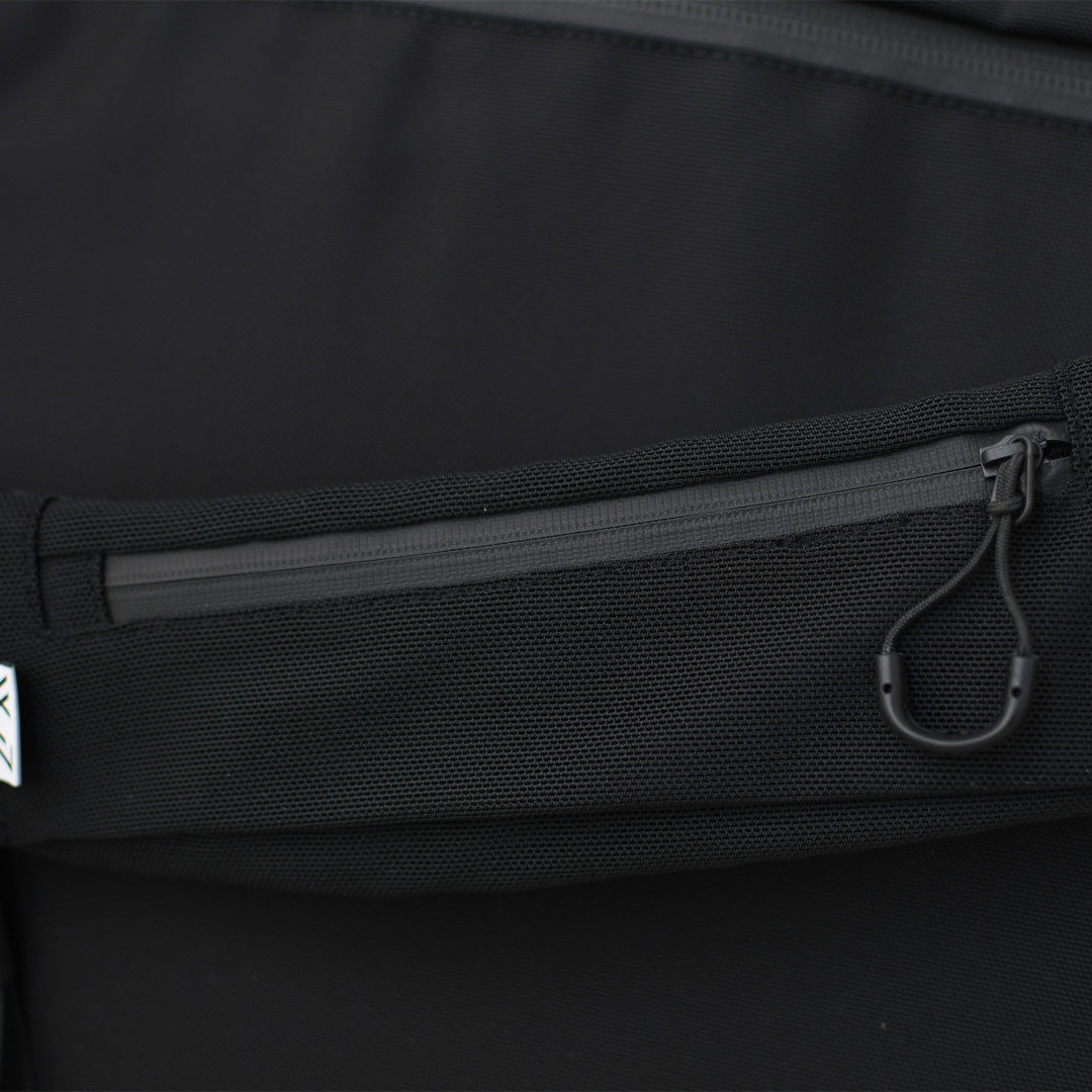 CMF OUTDOOR GARMENT [コムフィアウトドアガーメント] MESSENGER BAG [CMF2502-AC24] メッセンジャーバッグ・アウトドア・キャンプ・タウンユース・MEN'S / LADY'S [2025AW]