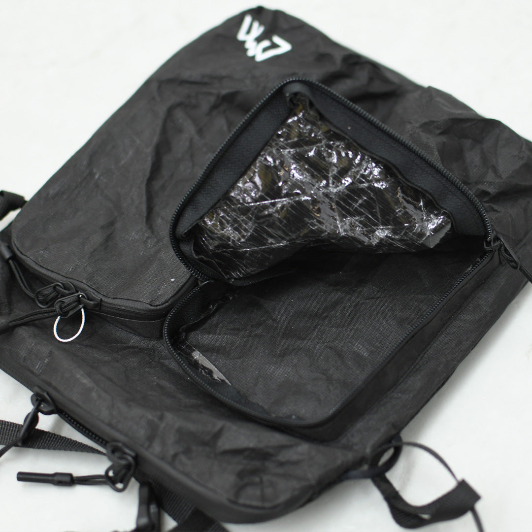CMF OUTDOOR GARMENT [コムフィアウトドアガーメント] SMART POUCH ULTRA100X  [CMF2601-AC16]  [2026SS]