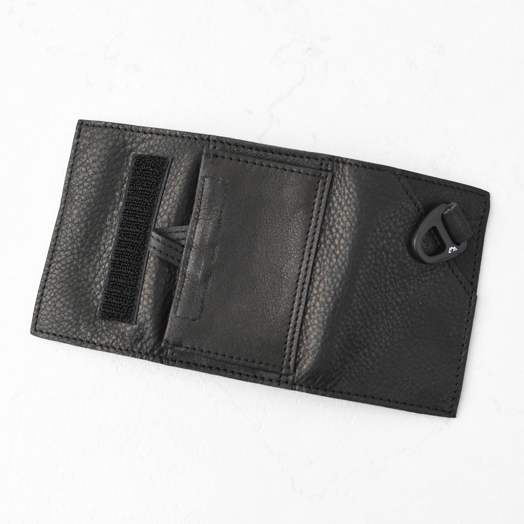 CMF OUTDOOR GARMENT [コムフィアウトドアガーメント] SMART WALLET LEATHER  [CMF2601-AC21] スマート ウォレット レザー・財布・レザーウォレット・ミニマルデザイン・コンパクト財布・ギフト・シンプル・MEN'S / LADY'S [2026SS]