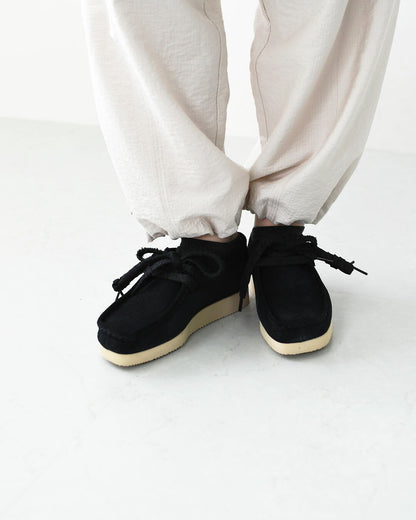 Clarks [クラークス正規販売店] Wallabee Lite-Black.Suede- [26328081] ワラビーライト-ブラックシェード-・スエードローファー・レディースローファー・スエード・EVAソール・モカシン・メープル・カジュアル・LADY'S [2026AW]