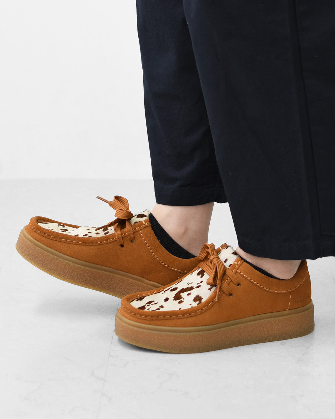 Clarks [クラークス正規販売店] Boxbee Walla. [26329295] ボックスビー ワラ・スクエア型・トゥボックス・モカシンシューズ・厚底シューズ・厚底・スエード・カジュアル・LADY'S [2026AW]