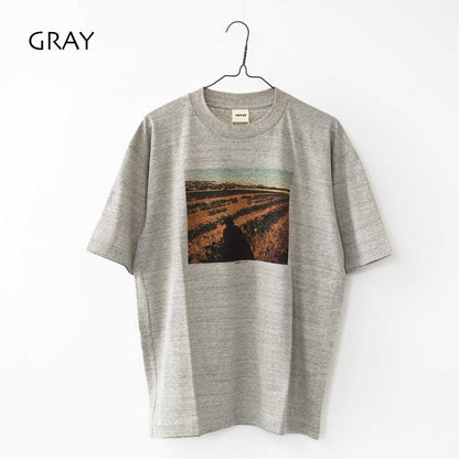 UNDYED [アンダイド] 30PV S/S PtTee(PHOTO FARM) [UNS25SST001H] 30PVショートスリーブプリントTシャツ(PHOTO FARM) [2025SS]