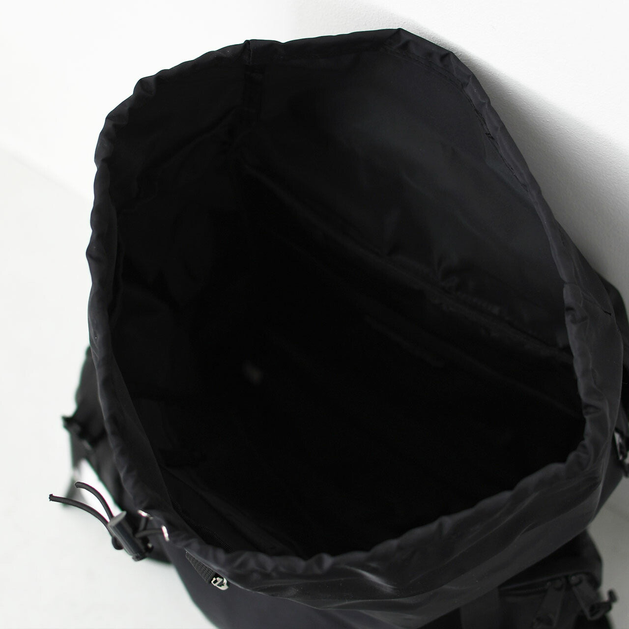 meltum [メルタム] ×PACKING MULTIPOCKET BACKPACK [MPA-BG-0203-24-A] ×パッキング マルチポケットバックパック [2025SS]
