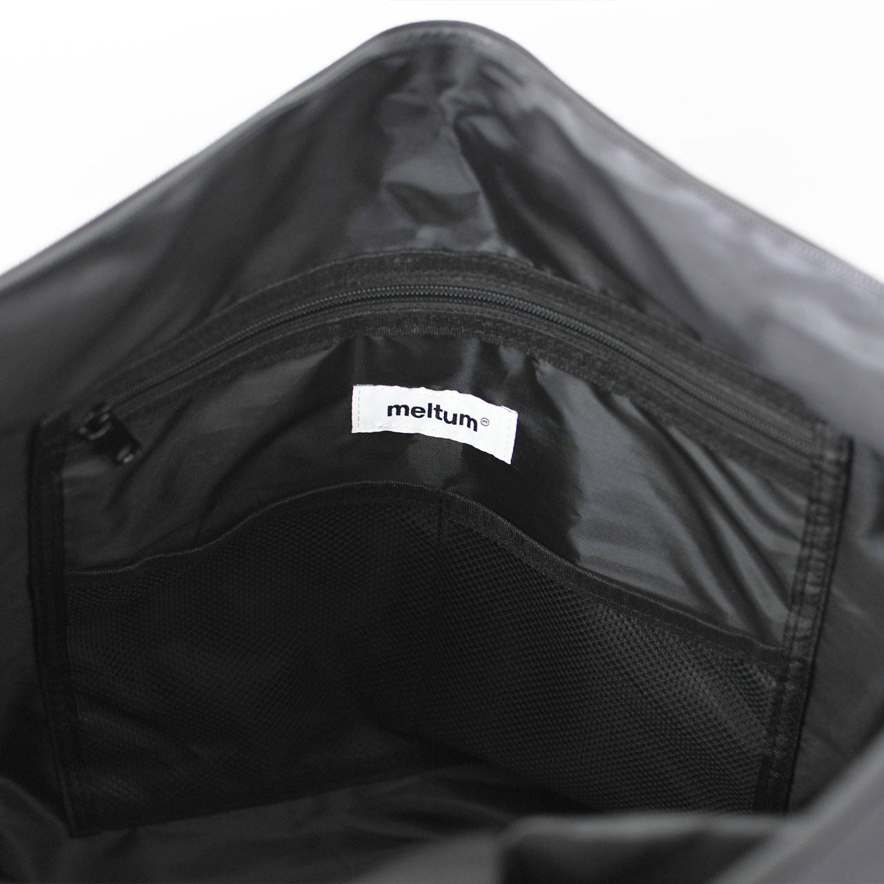 meltum [メルタム] NYLON MESSENGER BAG [bg-0104-23] ナイロンメッセンジャーバッグ [2025AW]