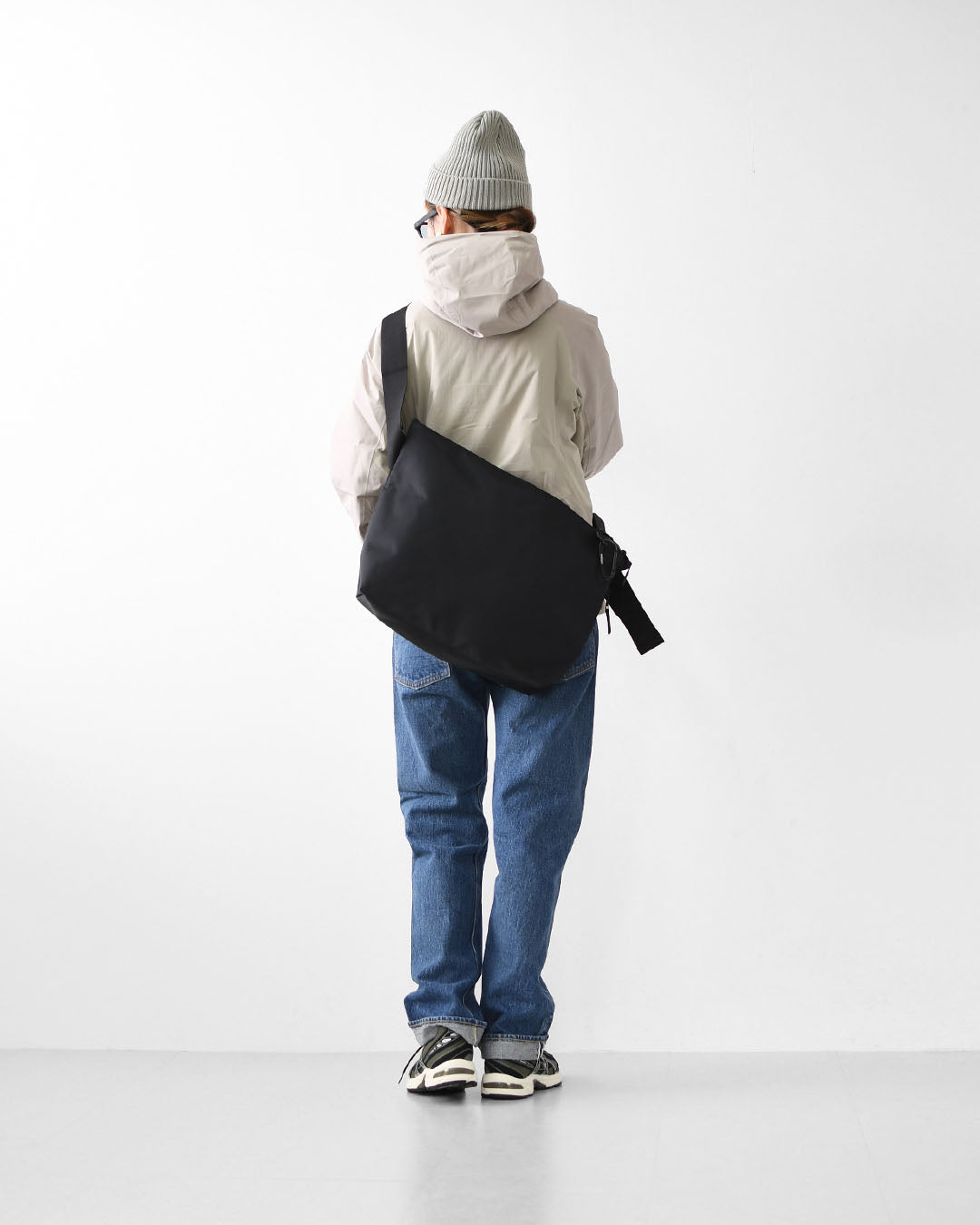 meltum [メルタム] NYLON MESSENGER BAG (M) [MTM-BG-0320-26] ナイロンメッセンジャーバッグ・ショルダーバッグ・Mサイズ・通勤・通学・旅行・MEN'S / LADY'S [2025AW]