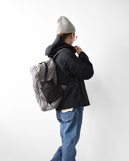 meltum [メルタム] BUNGEE BACKPACK [MTM-BG-0354-25] ナイロンバックパック・リュック・アウトドア・キャンプ・タウンユース・撥水・PCポケット・通勤・通学・旅行・MEN'S / LADY'S [2025AW]