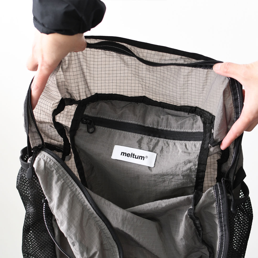 meltum [メルタム] BUNGEE BACKPACK [MTM-BG-0354-25] ナイロンバックパック・リュック・アウトドア・キャンプ・タウンユース・撥水・PCポケット・通勤・通学・旅行・MEN'S / LADY'S [2025AW]