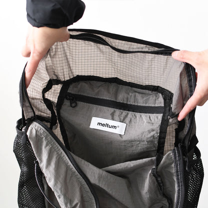 meltum [メルタム] BUNGEE BACKPACK [MTM-BG-0354-25] ナイロンバックパック・リュック・アウトドア・キャンプ・タウンユース・撥水・PCポケット・通勤・通学・旅行・MEN'S / LADY'S [2025AW]