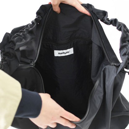 meltum [メルタム] GATHER MESSENGER BAG [MTM-BG-0372-26] ギャザーメッセンジャーバッグ・ショルダーバッグ・通勤・通学・旅行・撥水・MEN'S / LADY'S [2026SS]